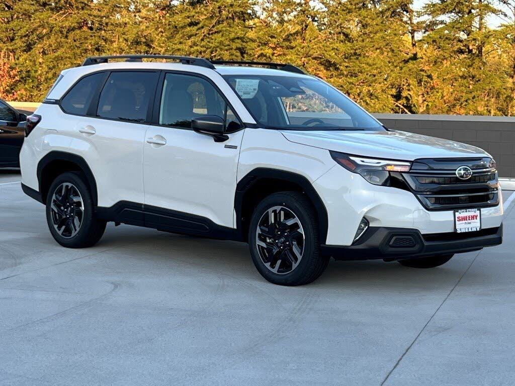 2025 Subaru Forester Hybrid Premium AWD