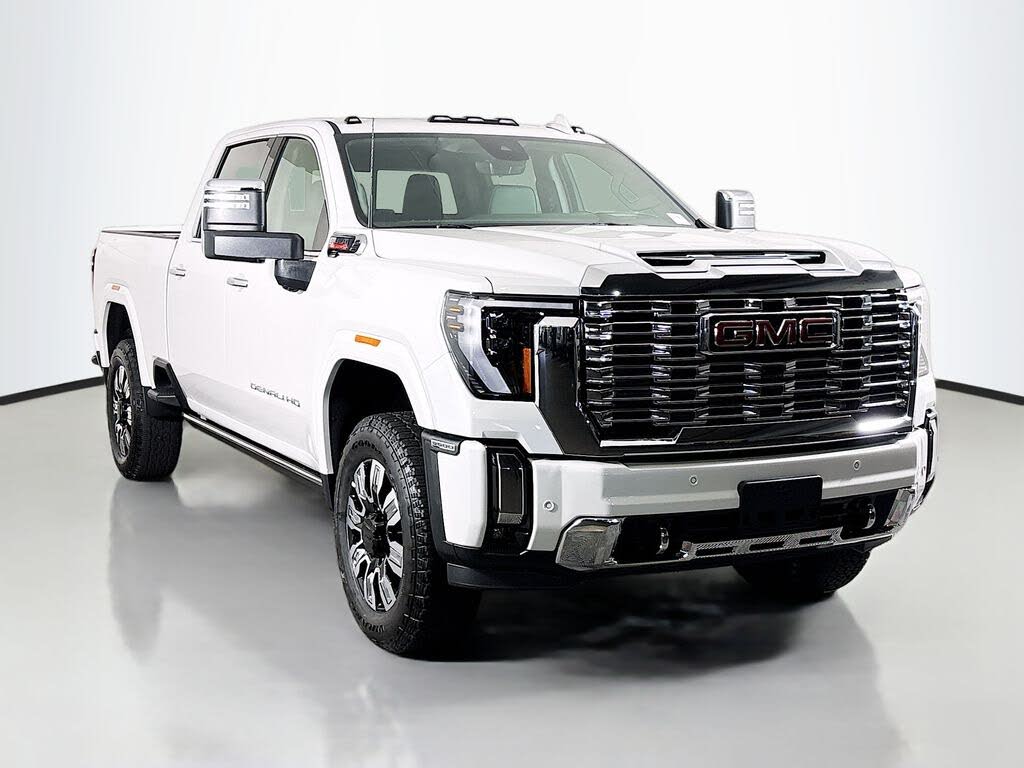2025 GMC Sierra 3500HD Denali Crew Cab 4WD