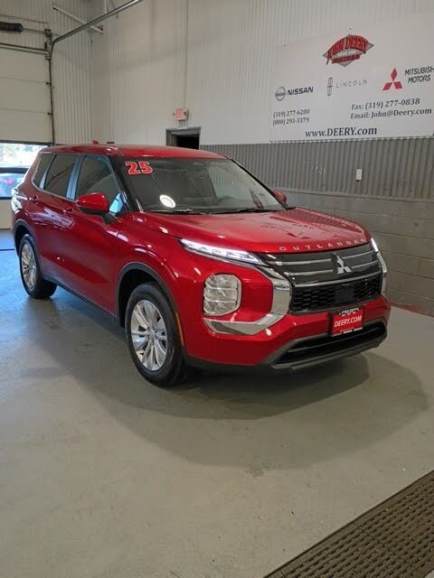 2025 Mitsubishi Outlander ES FWD