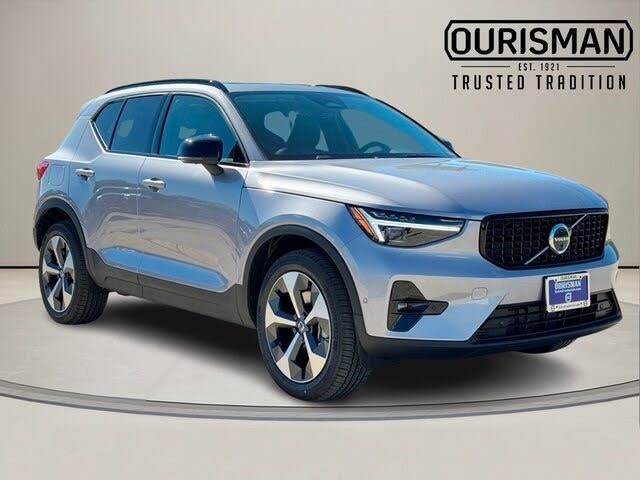 2026 Volvo XC40 B5 Plus AWD