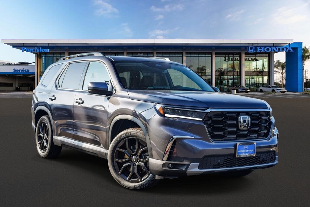 2025 Honda Pilot Touring+ FWD