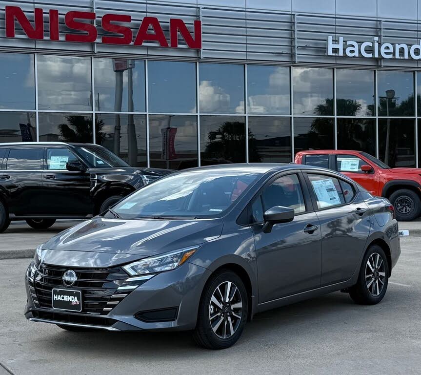 2025 Nissan Versa SV FWD