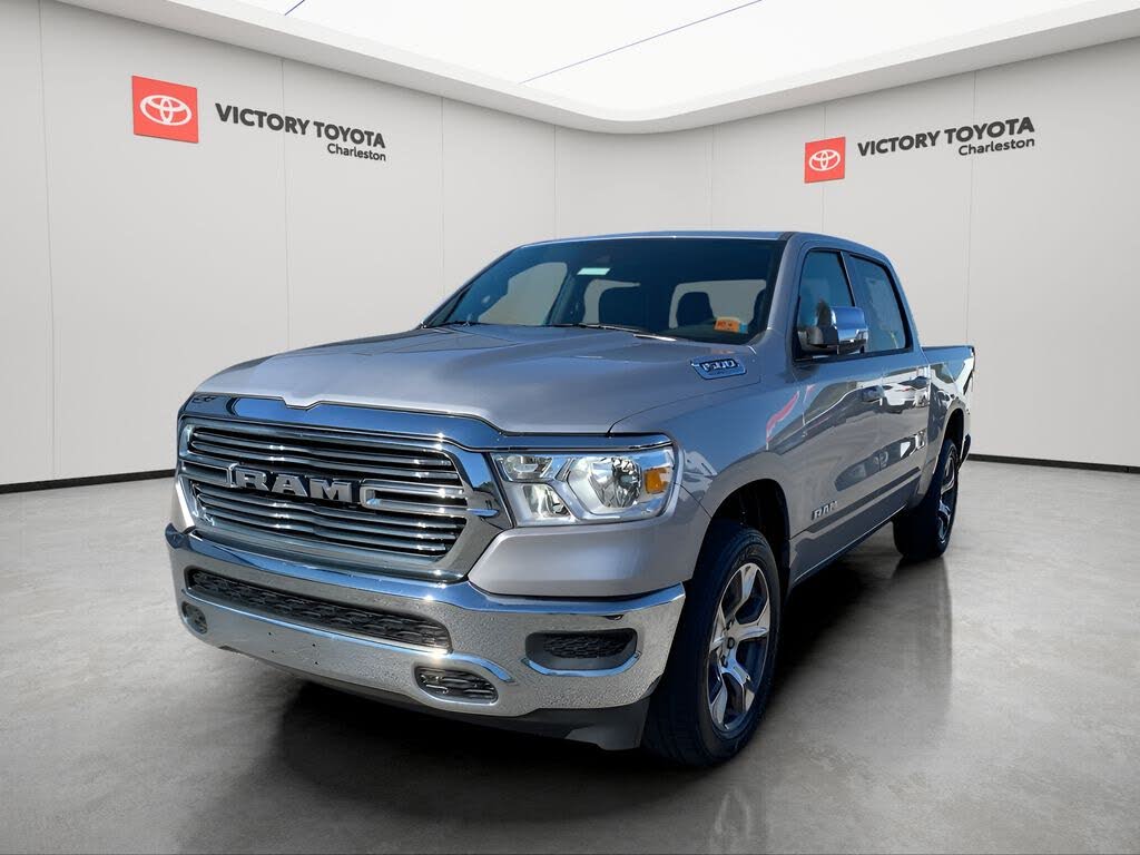 2024 RAM 1500 Laramie Crew Cab 4WD