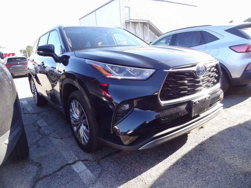 2024 Toyota Highlander Hybrid Platinum AWD