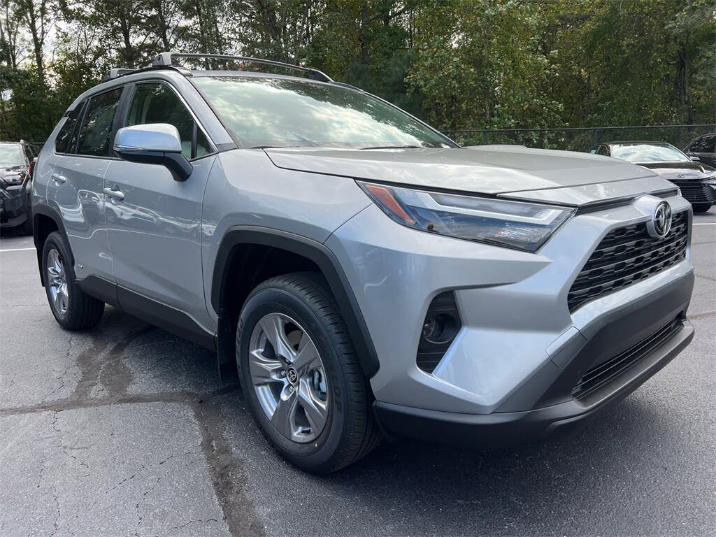 2025 Toyota RAV4 Hybrid XLE AWD