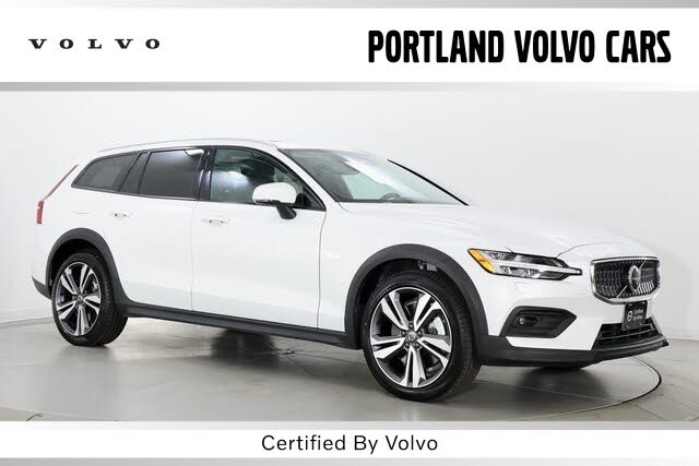 2025 Volvo V60 Cross Country B5 Plus AWD