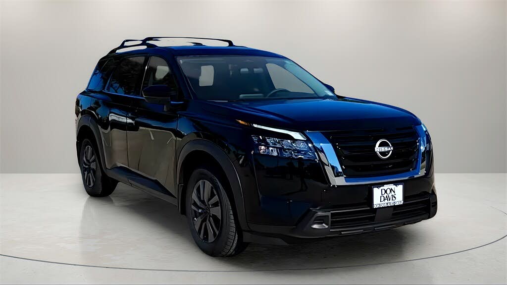 2025 Nissan Pathfinder SV FWD
