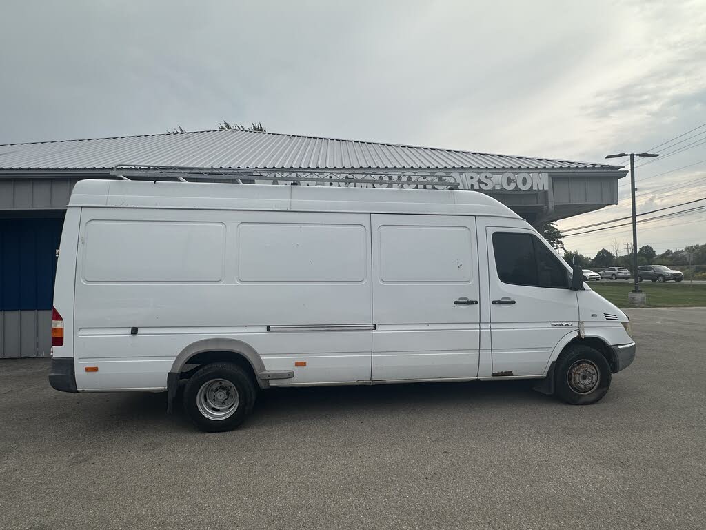 2005 Dodge Sprinter Cargo 3500 High Roof 158 WB RWD