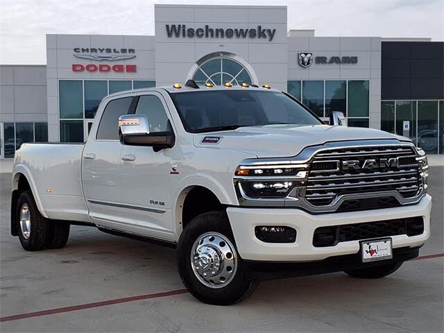 2026 RAM 3500 Limited Crew Cab LB DRW 4WD