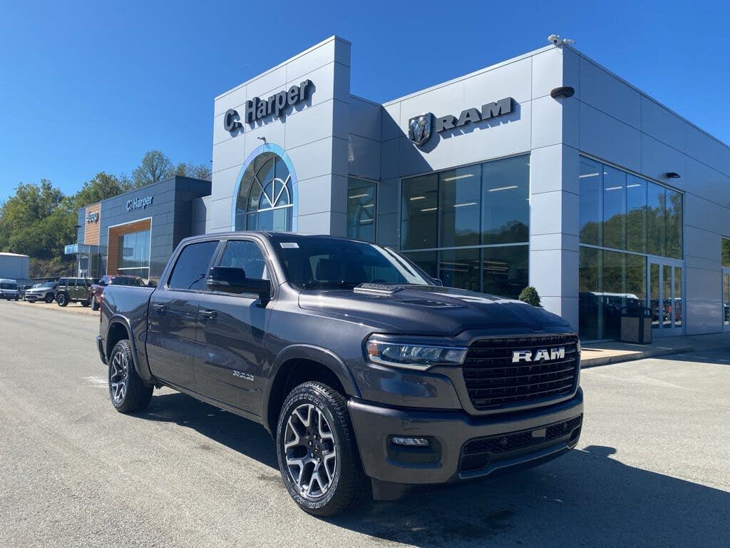 2026 RAM 1500 Laramie Crew Cab 4WD