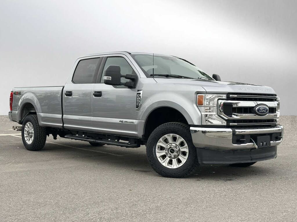 2022 Ford F-250 Super Duty XLT Crew Cab 4WD