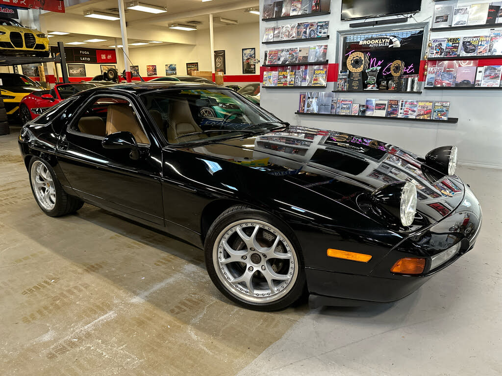 1988 Porsche 928 S4 Hatchback