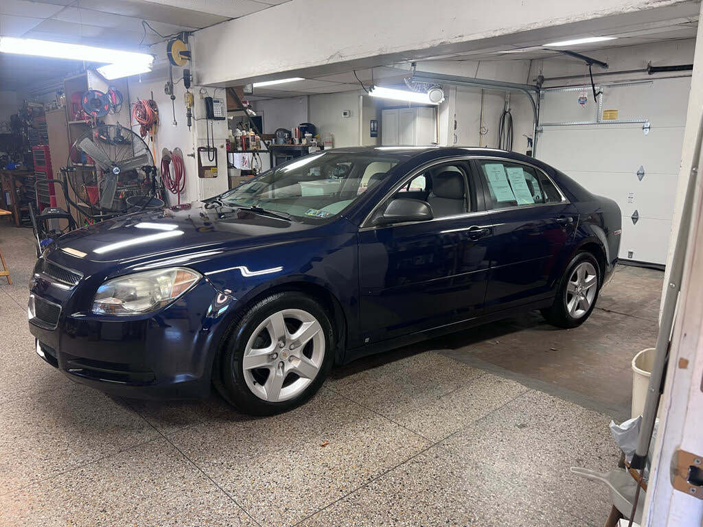 2010 Chevrolet Malibu LS FWD