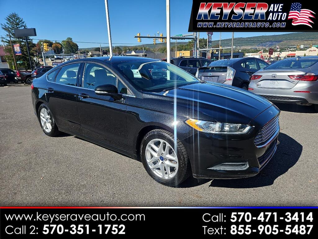 2014 Ford Fusion SE