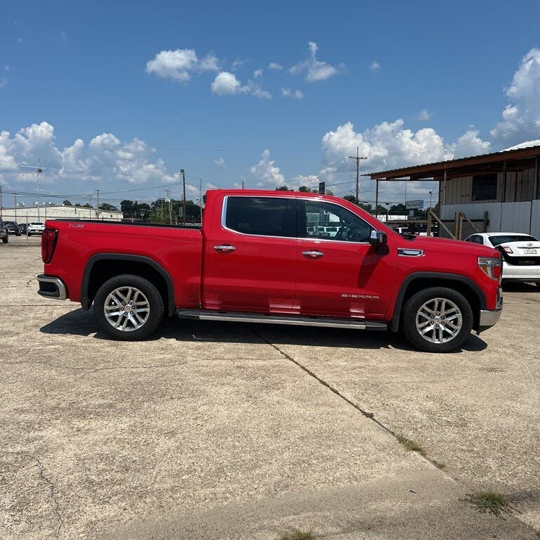 2021 GMC Sierra 1500 SLT Crew Cab 4WD