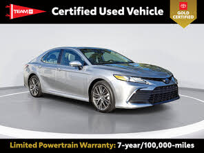 Toyota Camry Hybrid XLE FWD