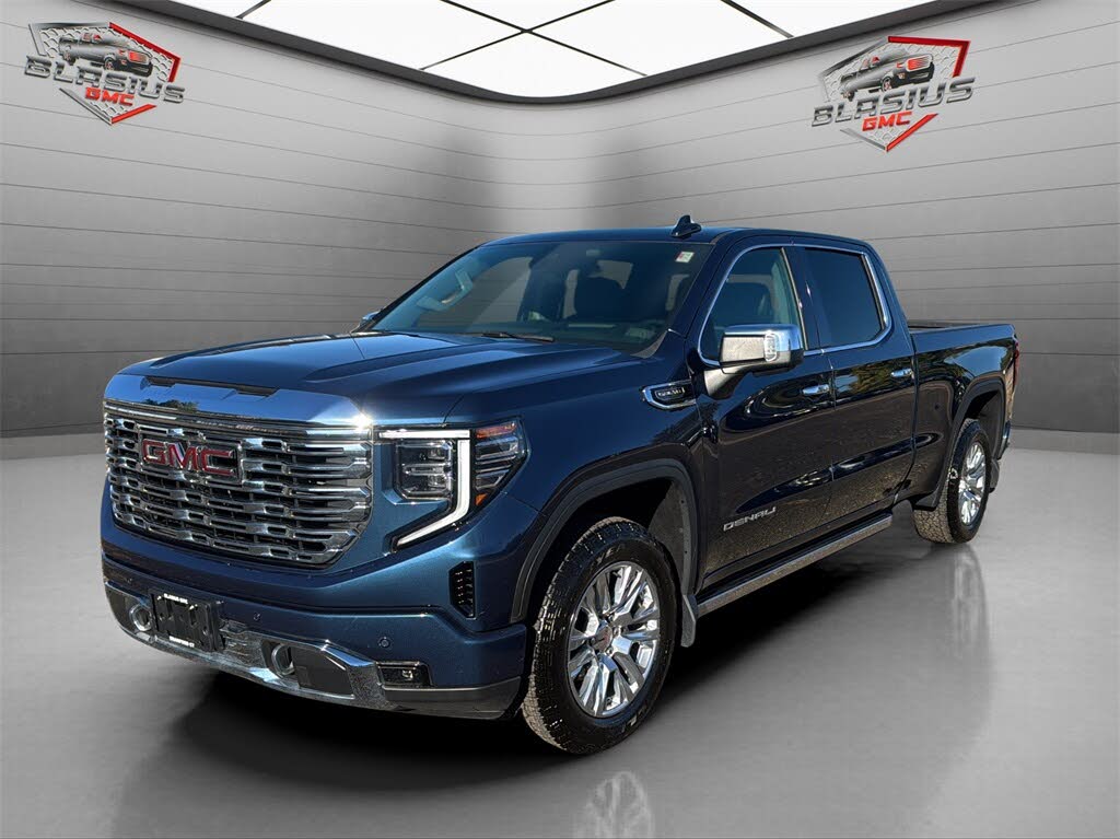 2023 GMC Sierra 1500 Denali Crew Cab 4WD