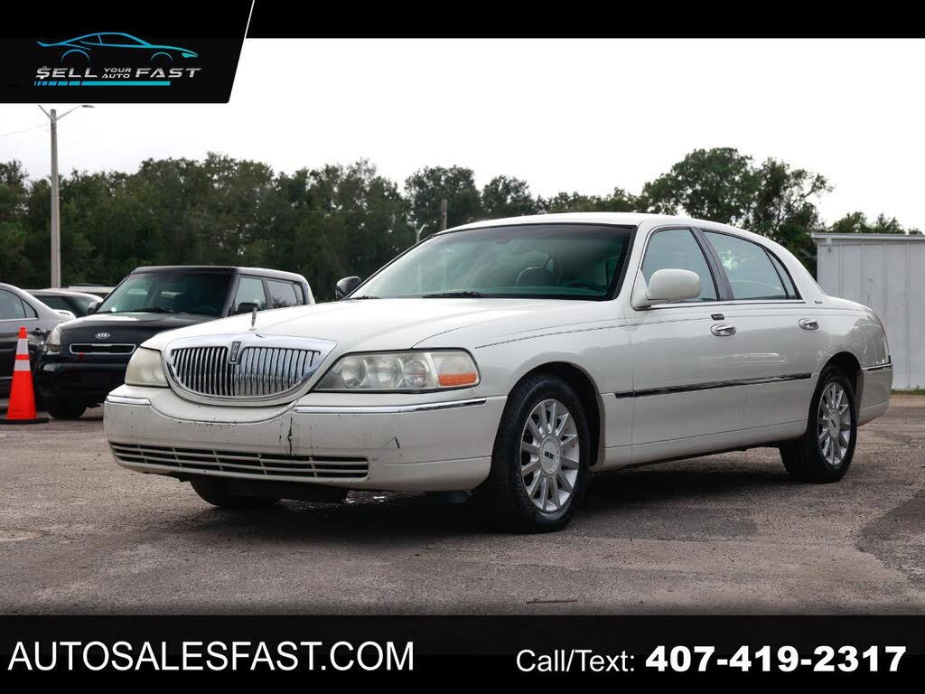 2006 Lincoln Town Car Signature
