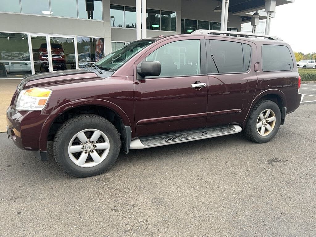 2013 Nissan Armada SV 4WD