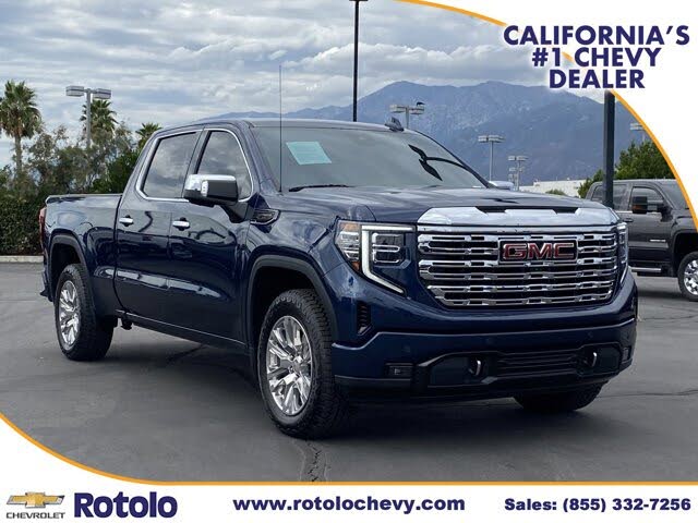 2023 GMC Sierra 1500 Denali Crew Cab 4WD