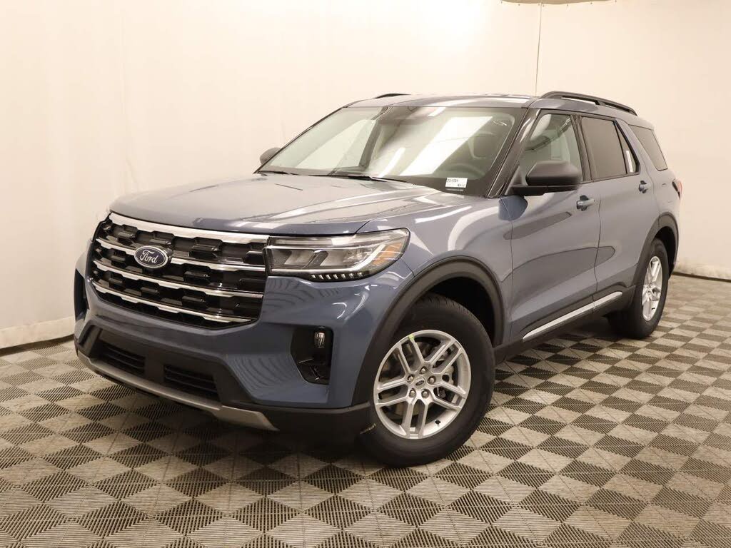 2025 Ford Explorer Active RWD