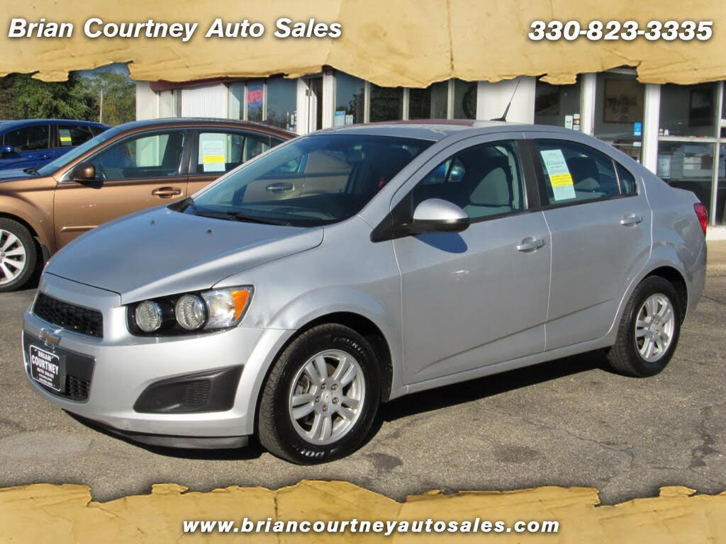 2012 Chevrolet Sonic 1LS Sedan FWD