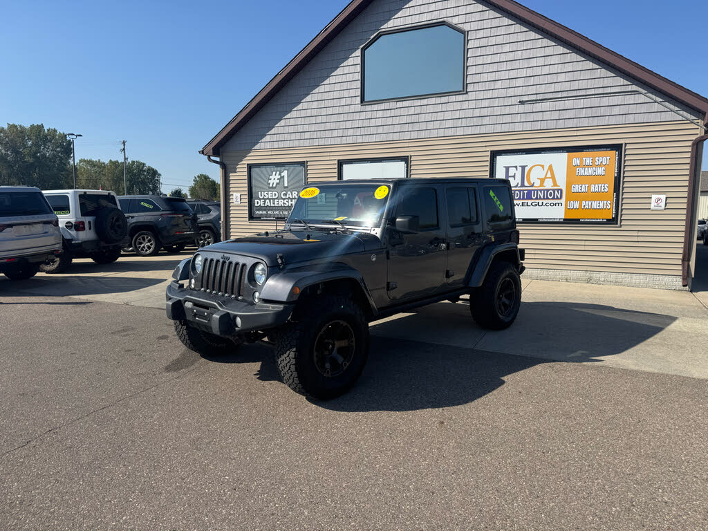 2016 Jeep Wrangler Unlimited Sahara 4WD