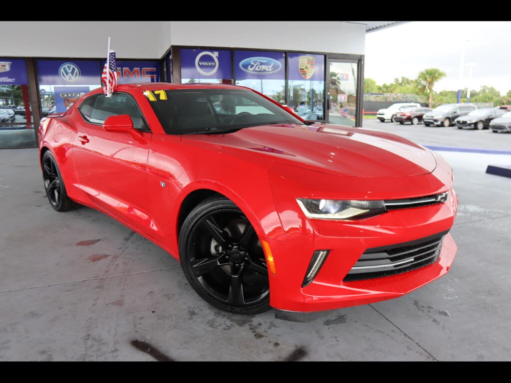 2017 Chevrolet Camaro 1LT Coupe RWD