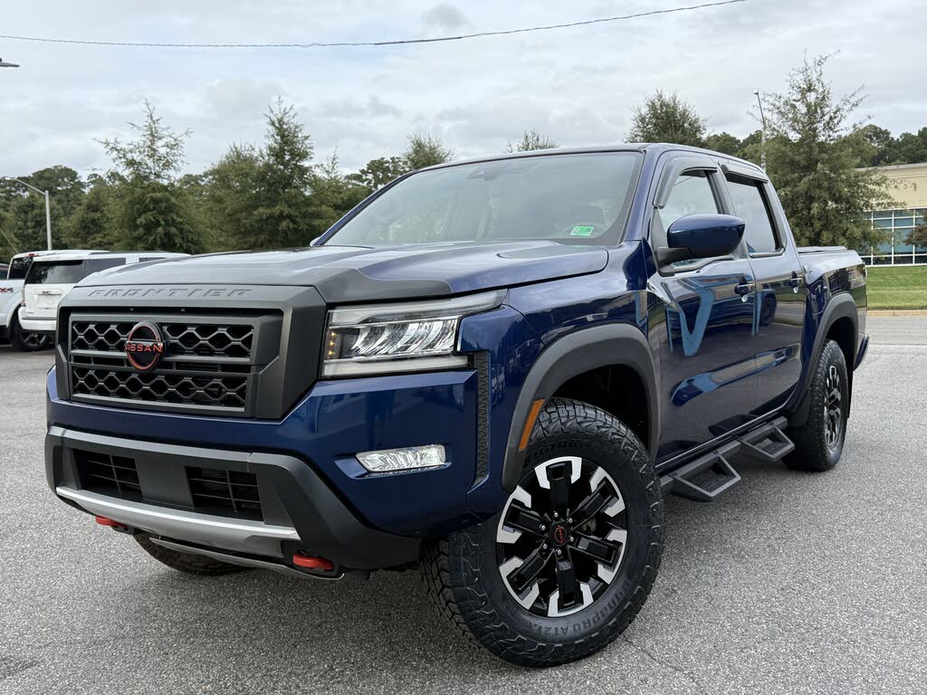 2022 Nissan Frontier PRO-4X Crew Cab 4WD