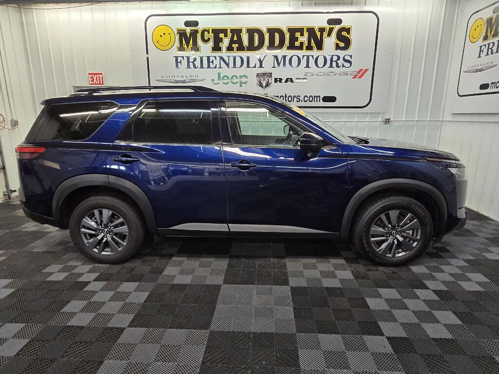 2023 Nissan Pathfinder SV 4WD