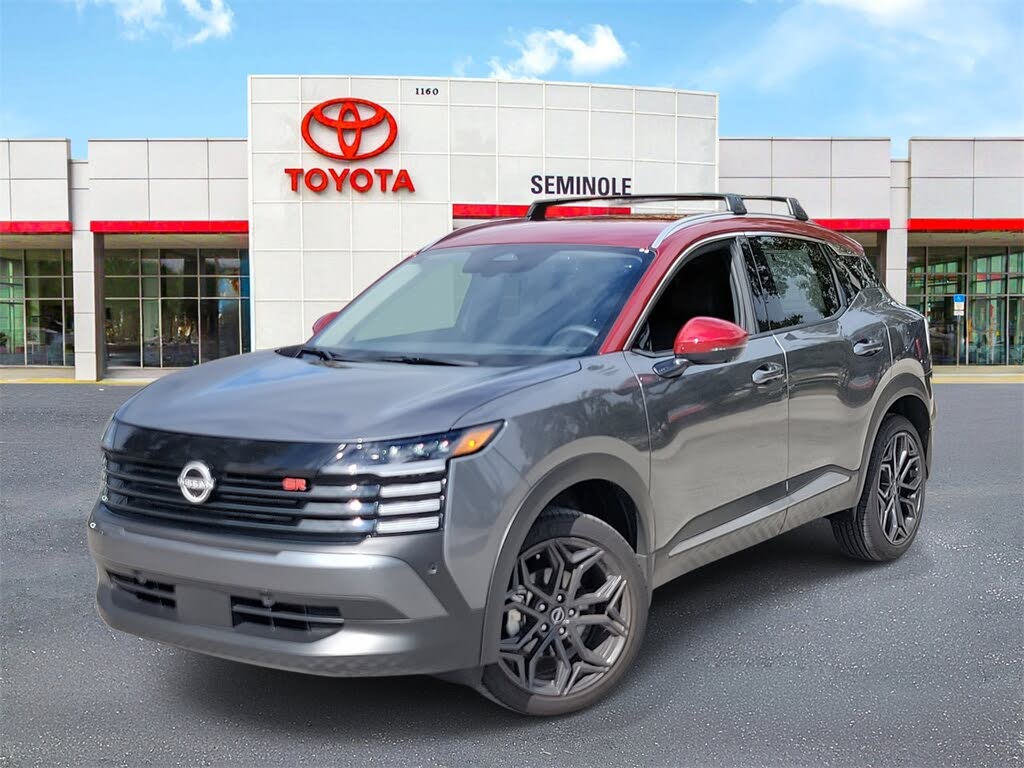 2025 Nissan Kicks SR FWD