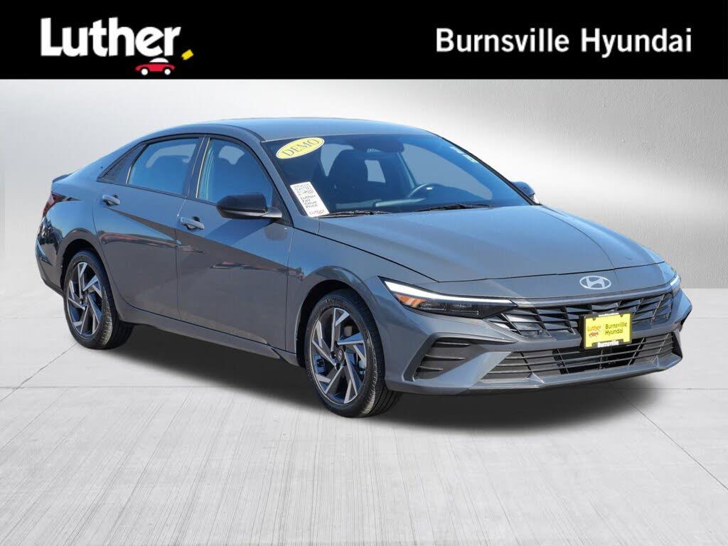 2025 Hyundai Elantra SEL Sport FWD