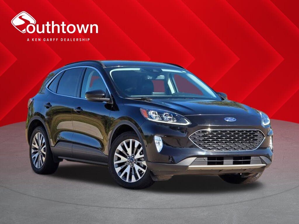 2022 Ford Escape Hybrid Titanium AWD