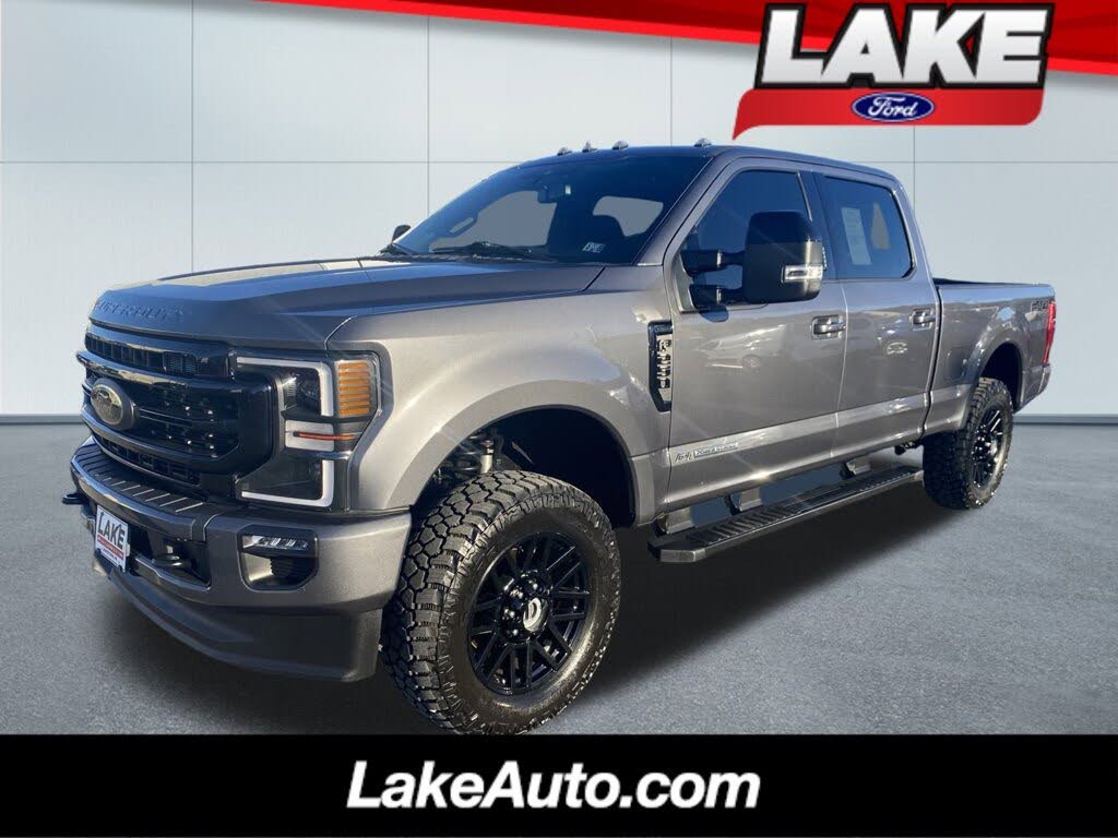 2022 Ford F-250 Super Duty Lariat Crew Cab 4WD