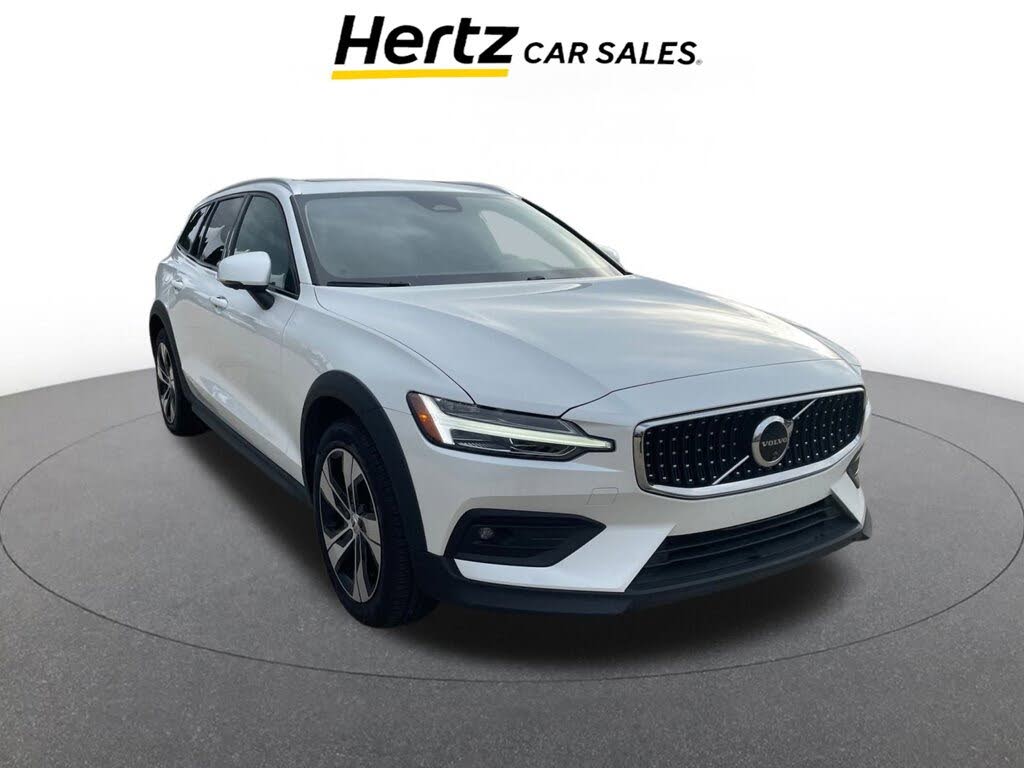 2025 Volvo V60 Cross Country B5 Plus AWD