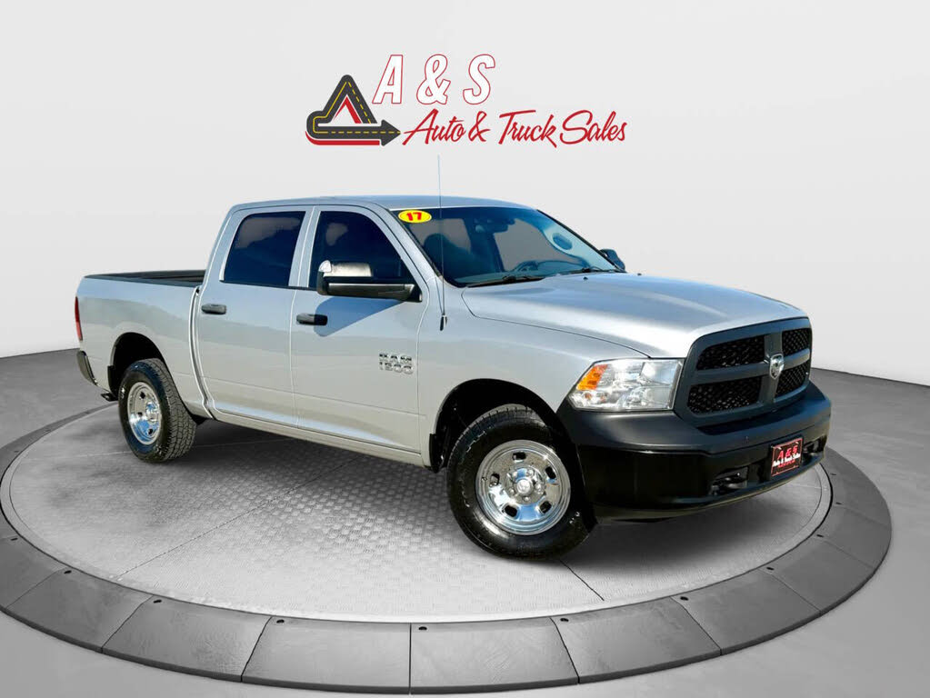 2017 RAM 1500 Tradesman Crew Cab 4WD