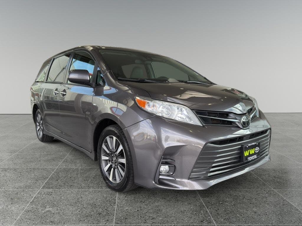 2019 Toyota Sienna XLE Premium 7-Passenger AWD