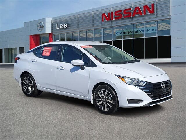 2024 Nissan Versa SV FWD