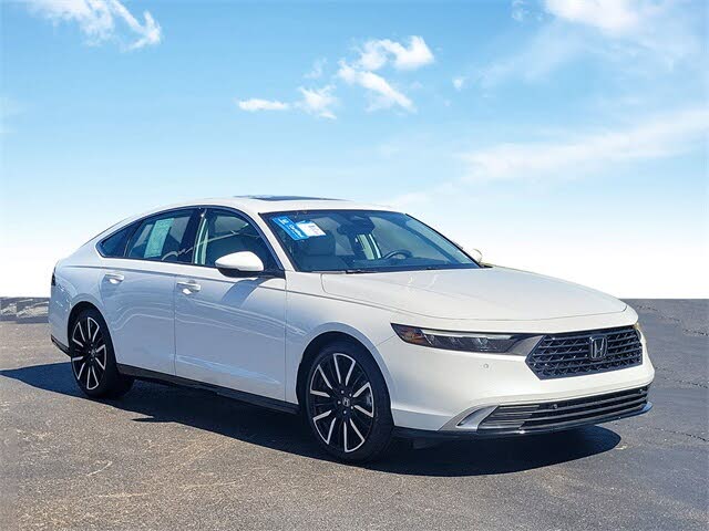 2025 Honda Accord Hybrid Touring FWD