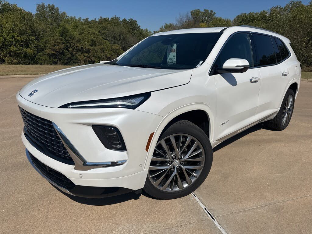 2025 Buick Enclave Avenir AWD