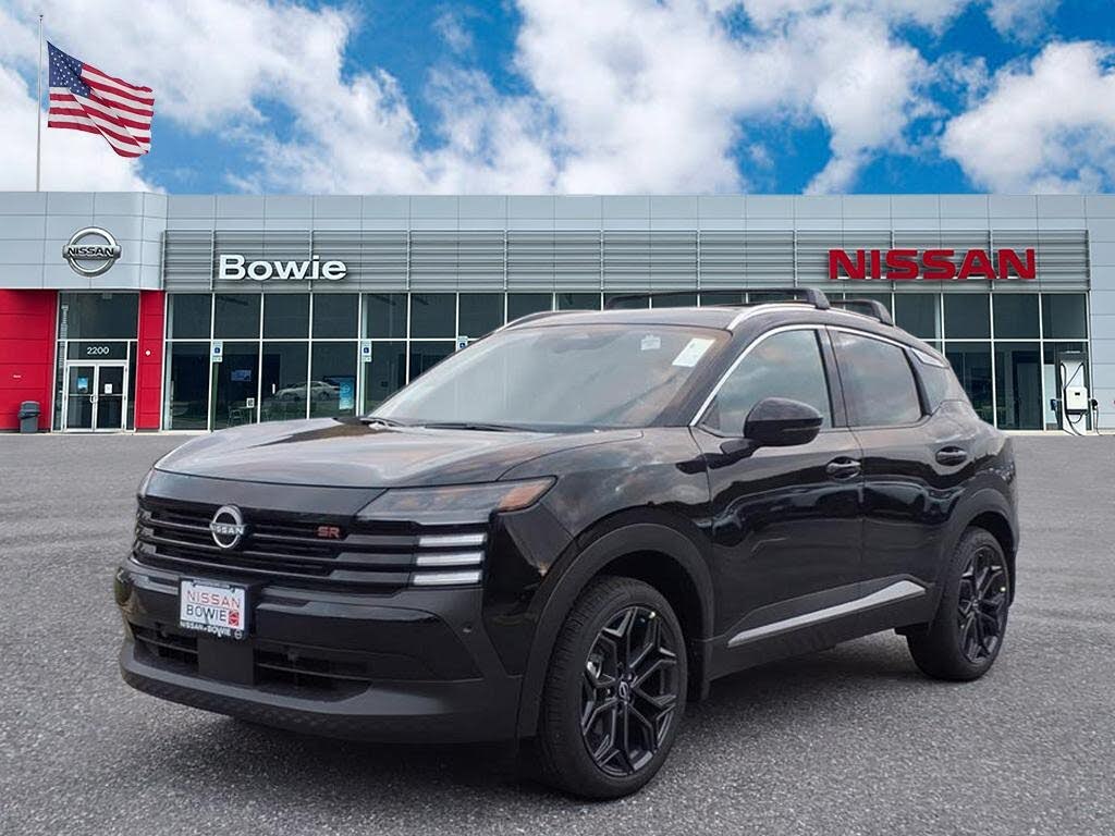 2026 Nissan Kicks SR AWD