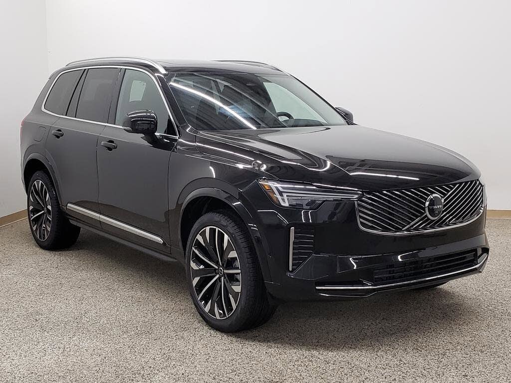 2026 Volvo XC90 B6 Plus 7-Passenger AWD