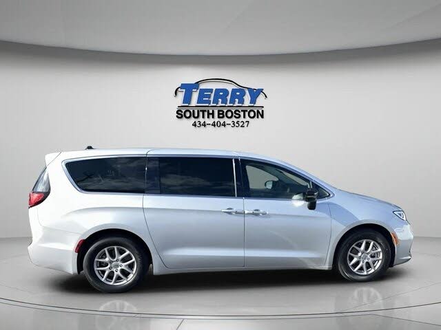 2024 Chrysler Pacifica Touring L FWD