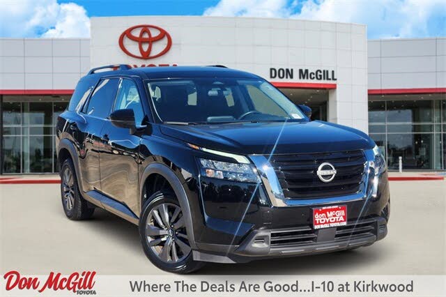 2023 Nissan Pathfinder SV FWD