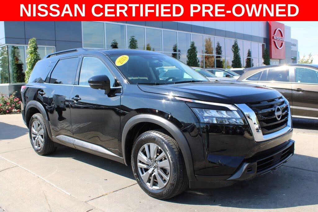 2024 Nissan Pathfinder SV 4WD