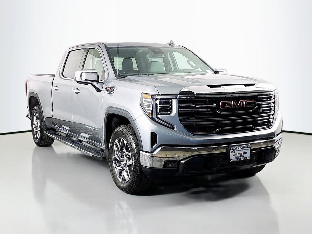 2026 GMC Sierra 1500 SLT Crew Cab 4WD