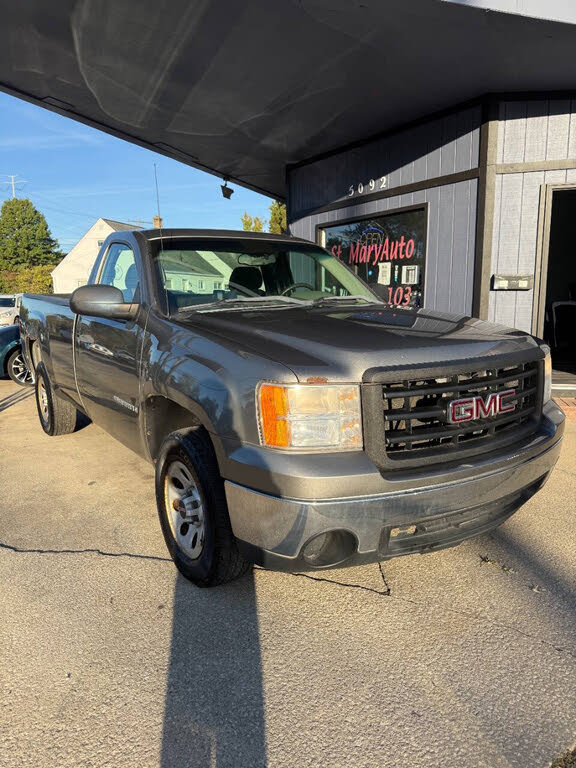 2007 GMC Sierra Classic 1500 Work Truck RWD