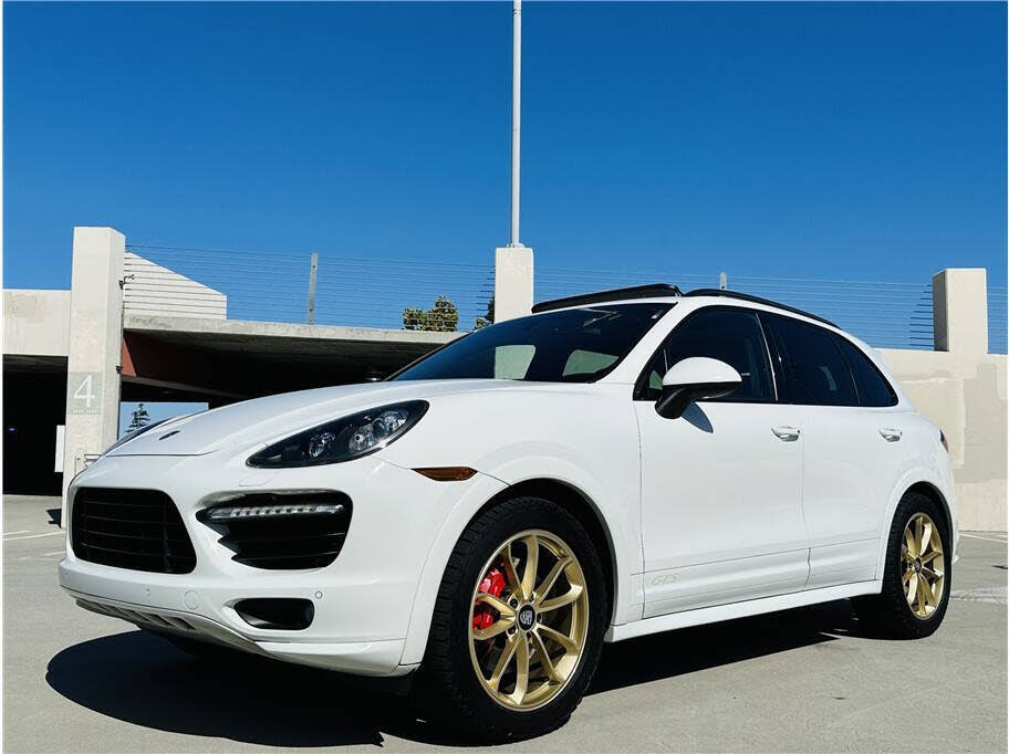 2013 Porsche Cayenne GTS AWD