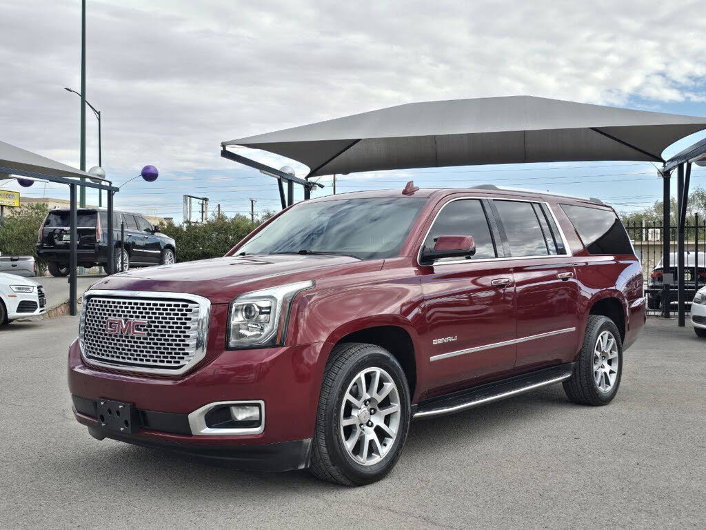 2017 GMC Yukon XL Denali 4WD