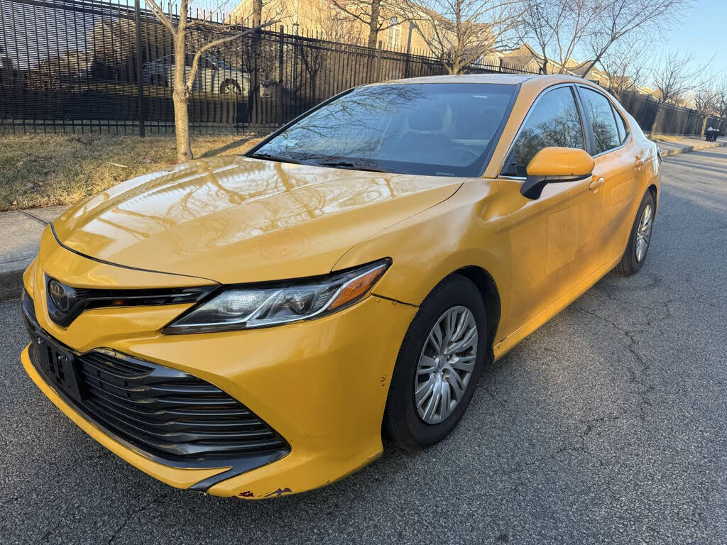 2018 Toyota Camry LE